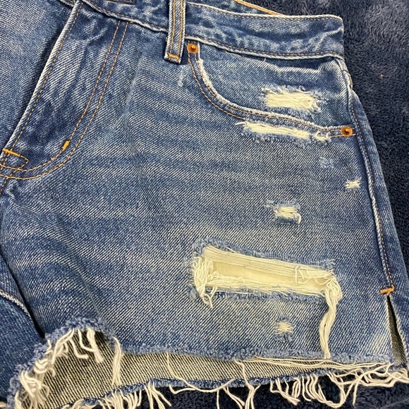 💥PRICE⬇️ 
Abercrombie & Fitch  -  Blue Jean Shorts - size 30/10 - Picture 4 of 6
